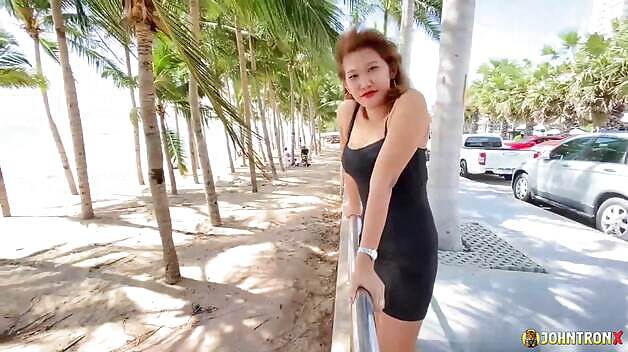 Noodee: Beach Lunch